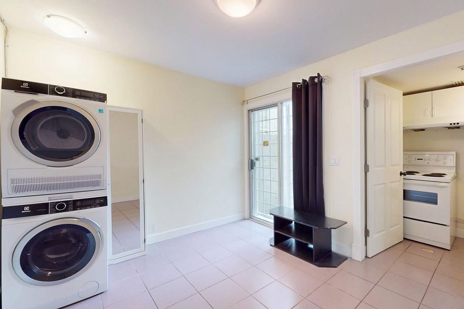 2789 W 24th Avenue Vancouver, BC - 27