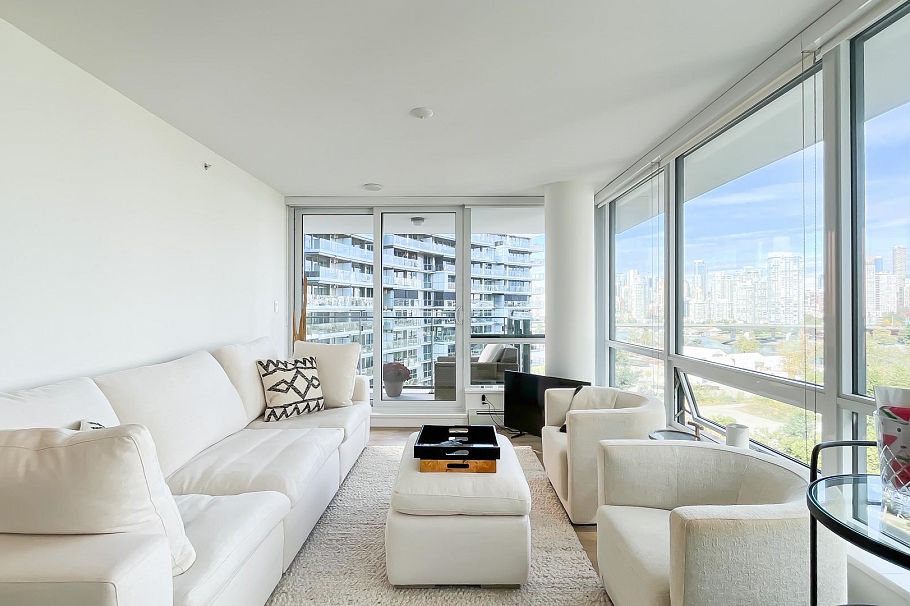 1202 1788 Columbia Street Vancouver, BC - 4