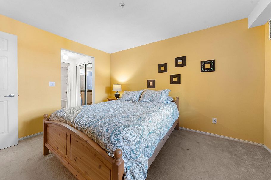 405 305 Lonsdale Avenue North Vancouver, BC - 22