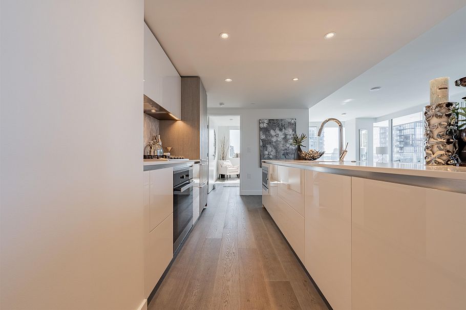 2109 1111 Richards Street Vancouver, BC - 9