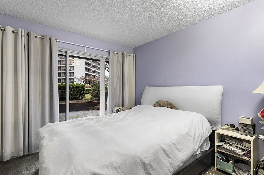 119 4363 Halifax Street Burnaby, BC - 9