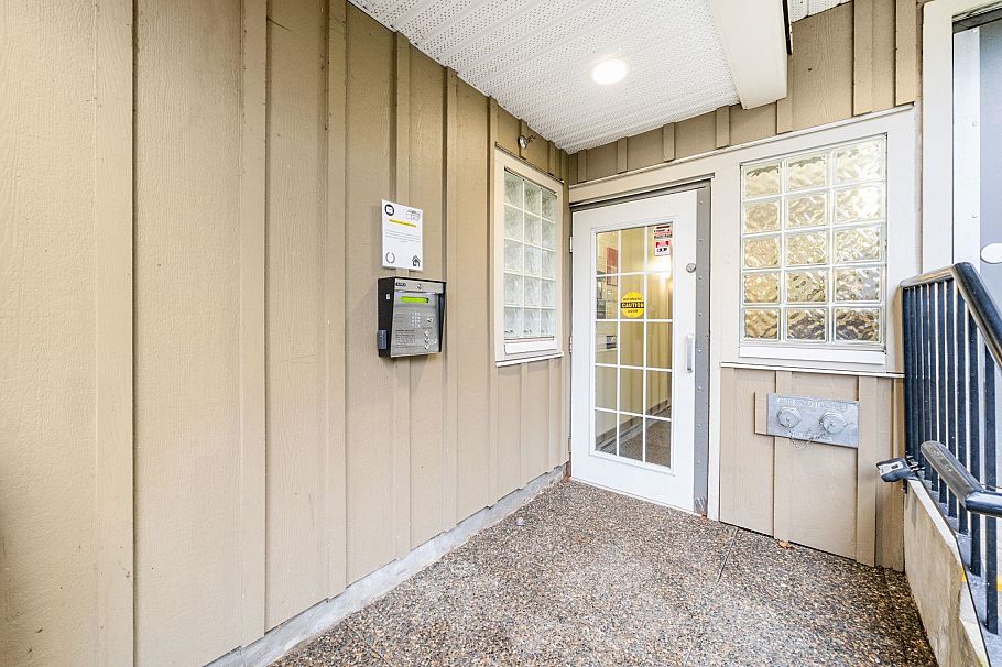 203 930 W 16th Avenue Vancouver, BC - 21