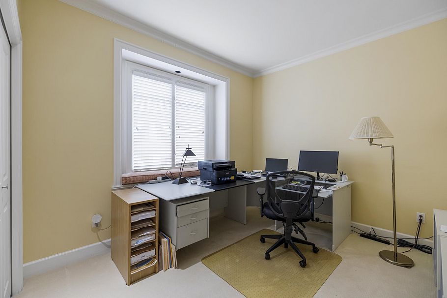 3111 W 42nd Avenue Vancouver, BC - 32