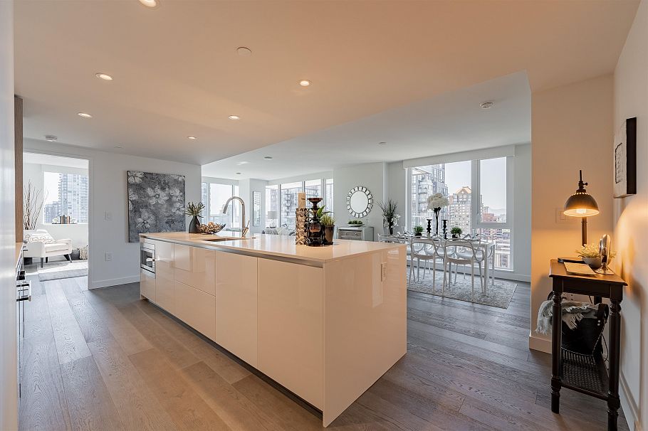 2109 1111 Richards Street Vancouver, BC - 12