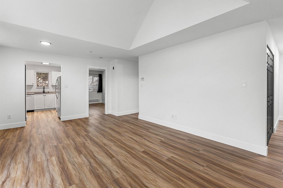 404 3638 Rae Avenue Vancouver, BC - 6