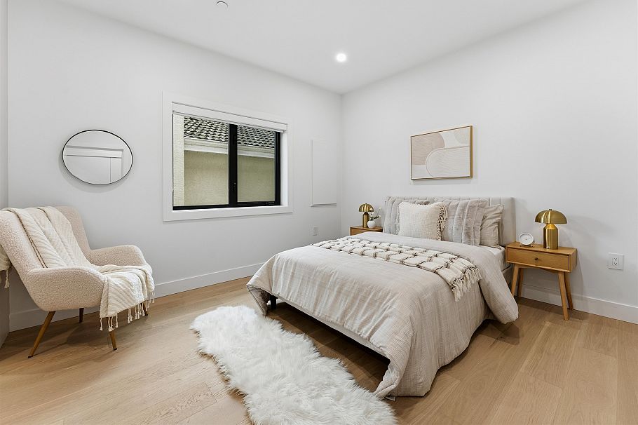 1 3218 W 38th Avenue Vancouver, BC - 17