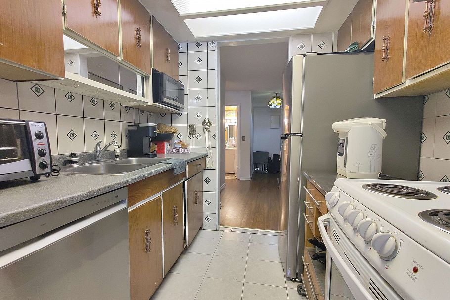 108 1420 E 7th Avenue Vancouver, BC - 10