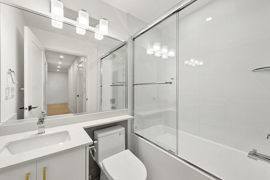 2 7361 Fraser Street Vancouver, BC - 30