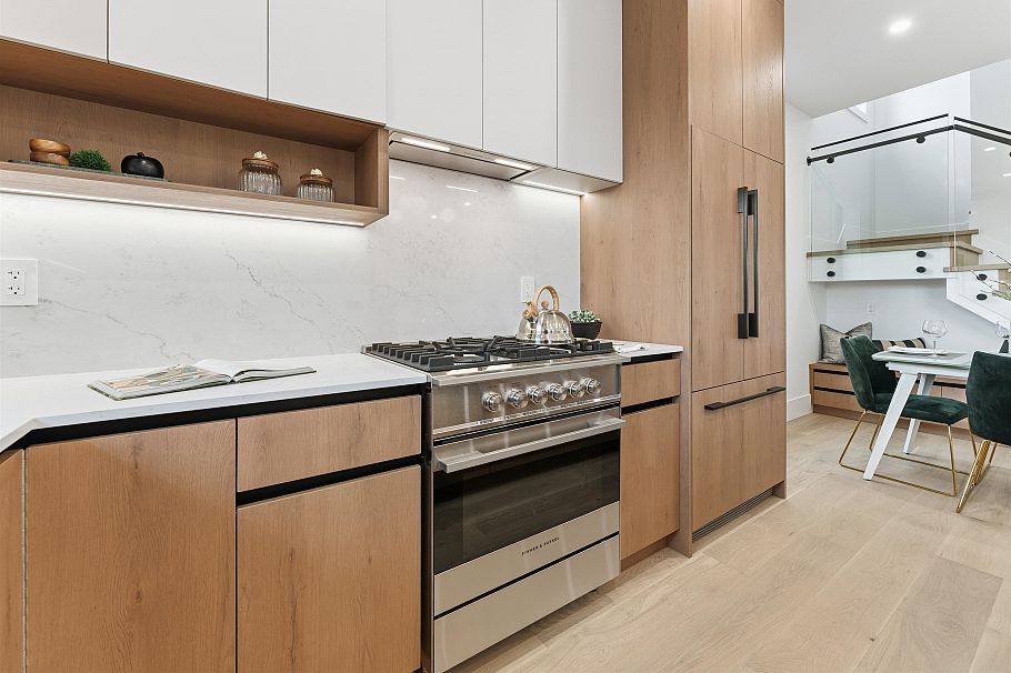 2 3218 W 38th Avenue Vancouver, BC - 7