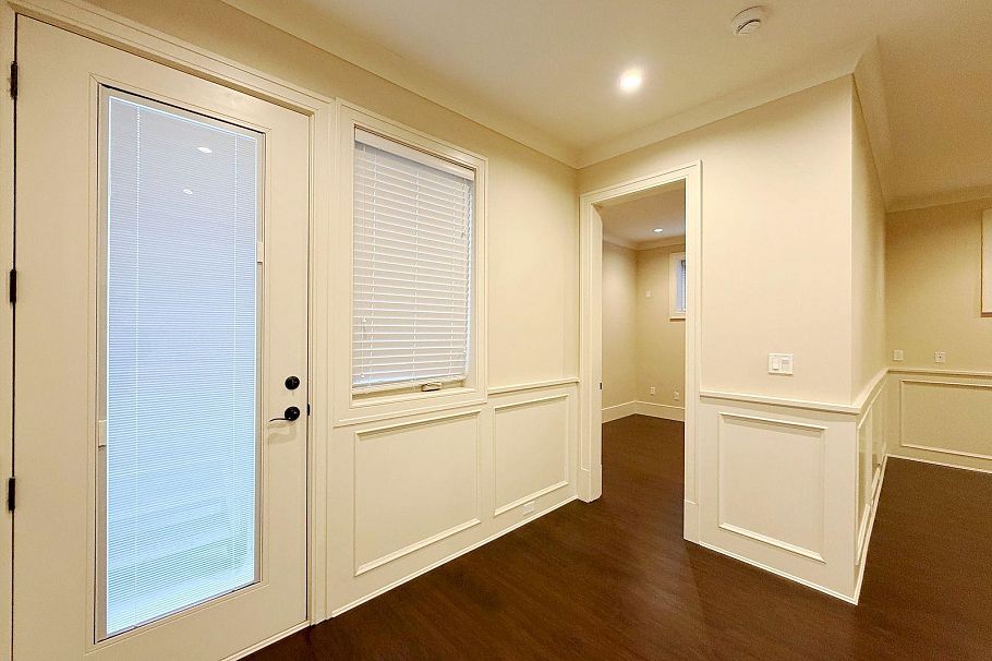 3393 W 30th Avenue Vancouver, BC - 30