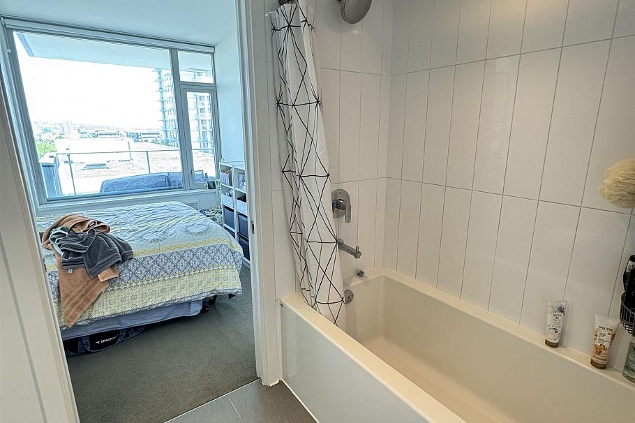 804 8031 Nunavut Lane Vancouver, BC - 21