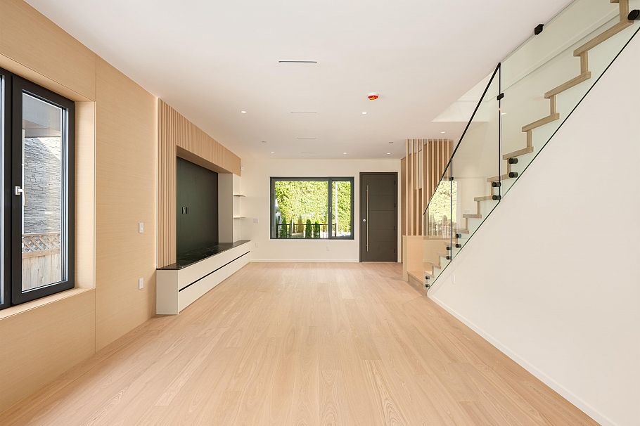 4475 Wallace Street Vancouver, BC - 10