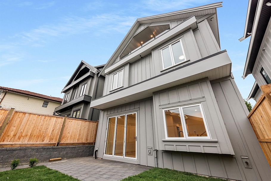 2 1160 Rossland Street Vancouver, BC - 1