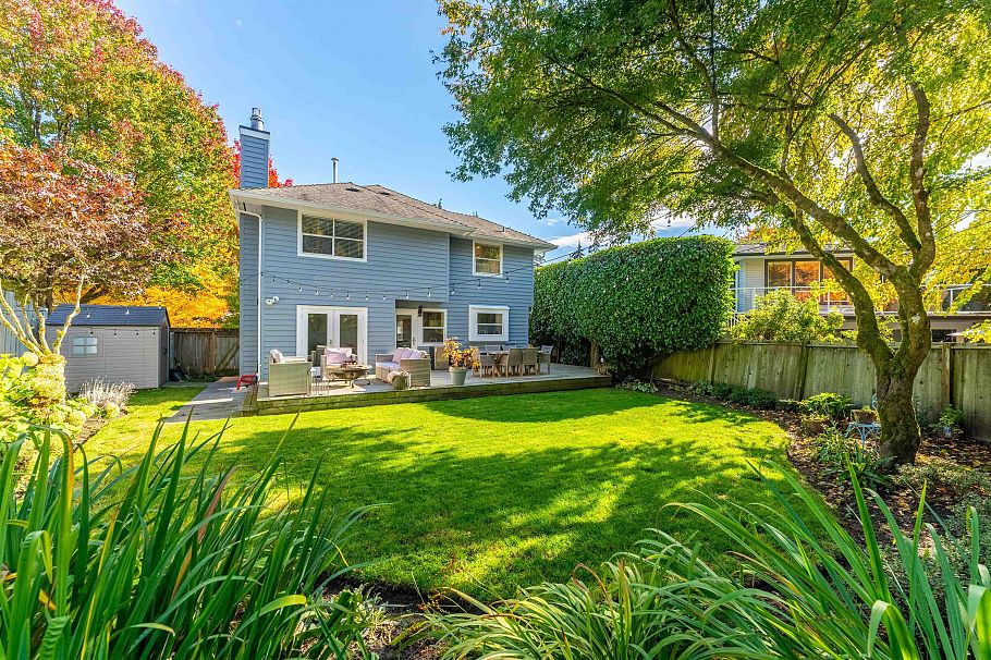 3968 Frames Place North Vancouver, BC - 22