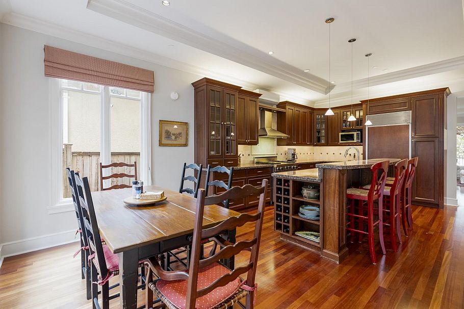 3111 W 42nd Avenue Vancouver, BC - 20