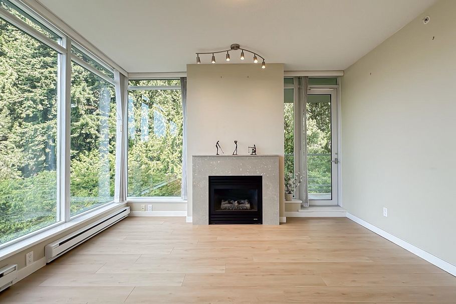 501 2688 West Mall Vancouver, BC - 3