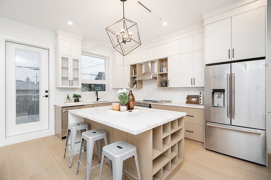 2 2753 Nanaimo Street Vancouver, BC - 6