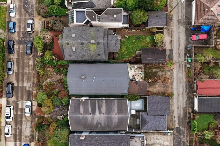 3558 W 15th Avenue Vancouver, BC - 7