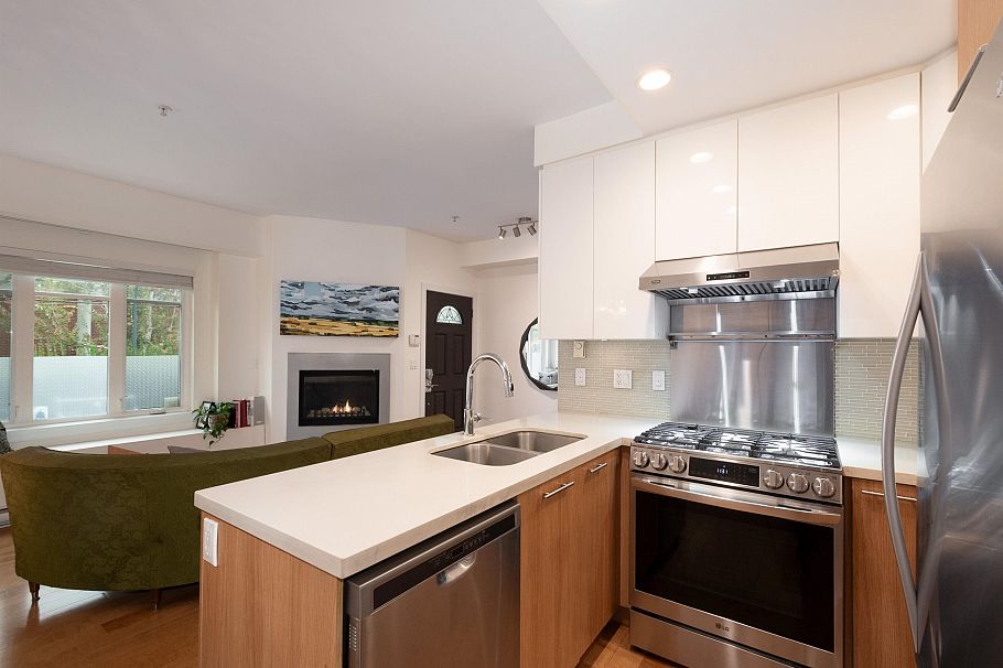 468 E 5th Avenue Vancouver, BC - 4