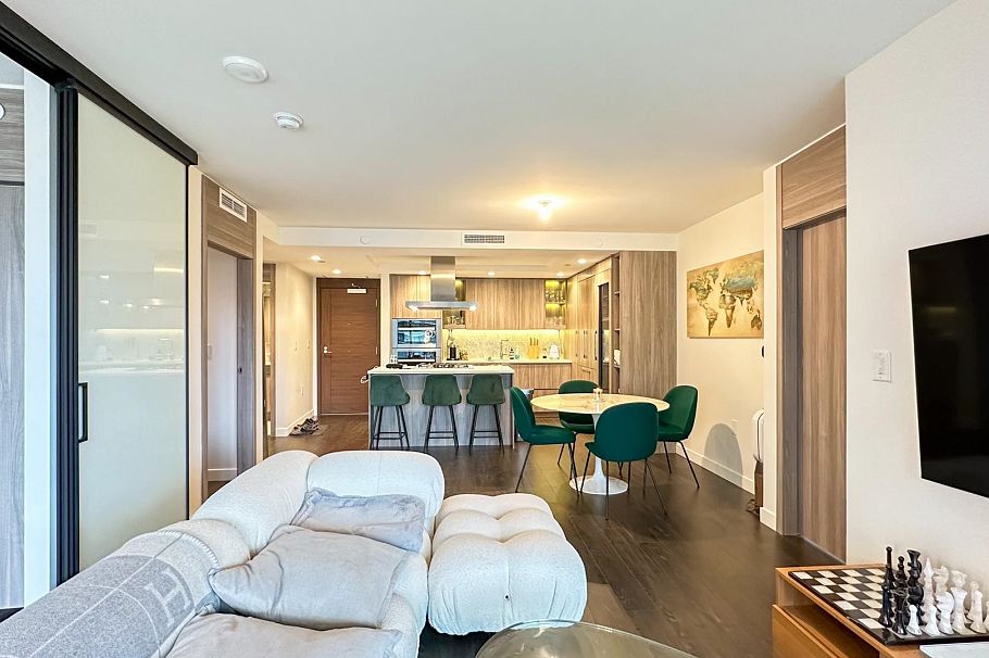 407 1768 Cook Street Vancouver, BC - 9