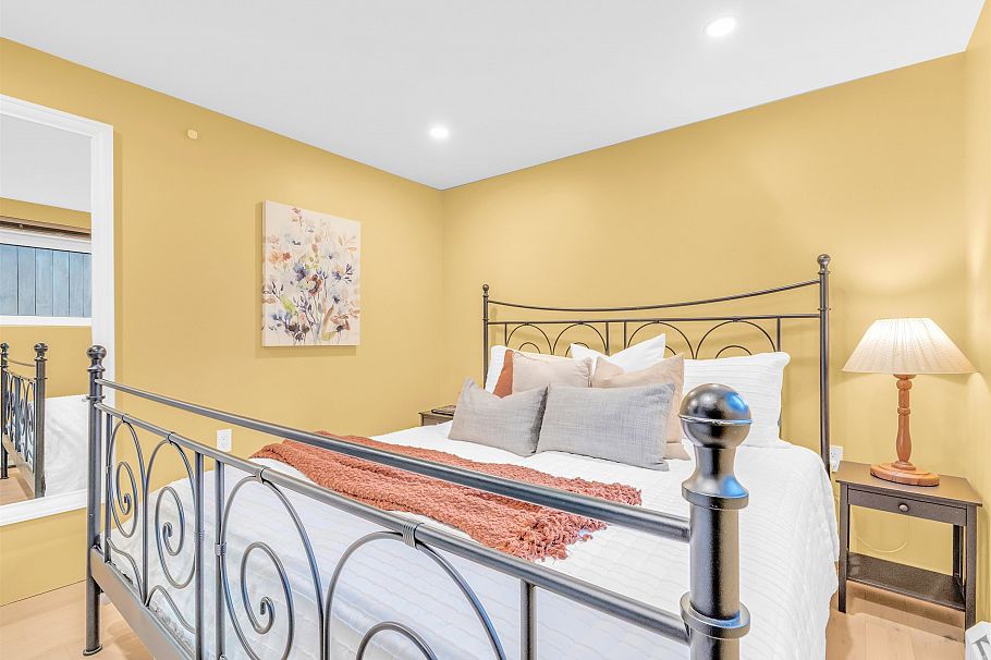 4379 Welwyn Street Vancouver, BC - 28