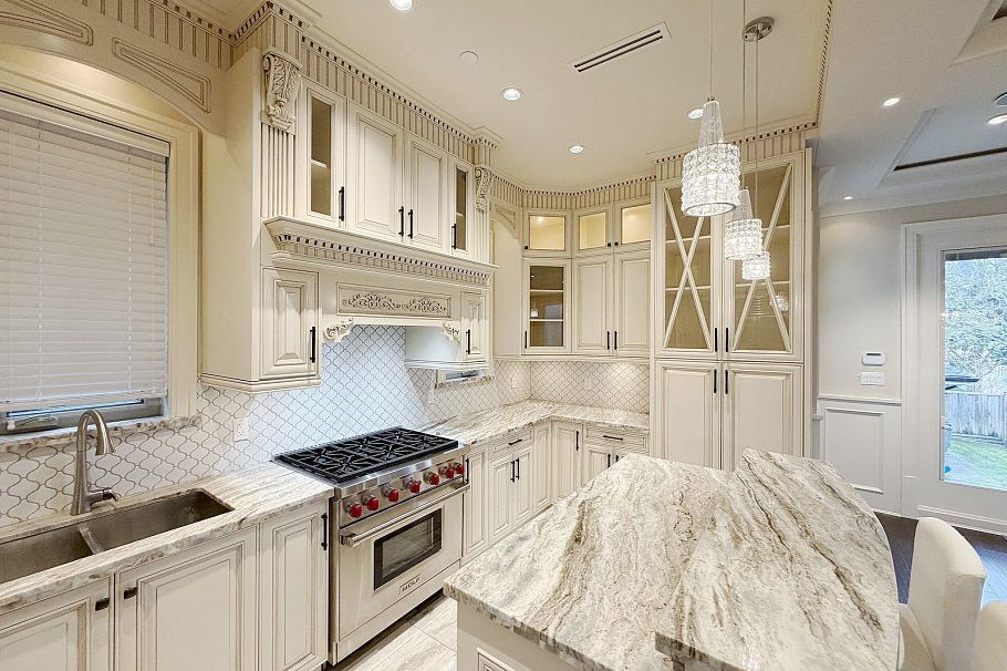 3393 W 30th Avenue Vancouver, BC - 12