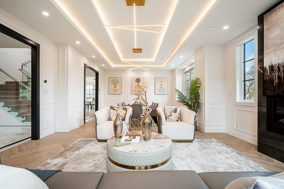 1203 W 38th Avenue Vancouver, BC - 4