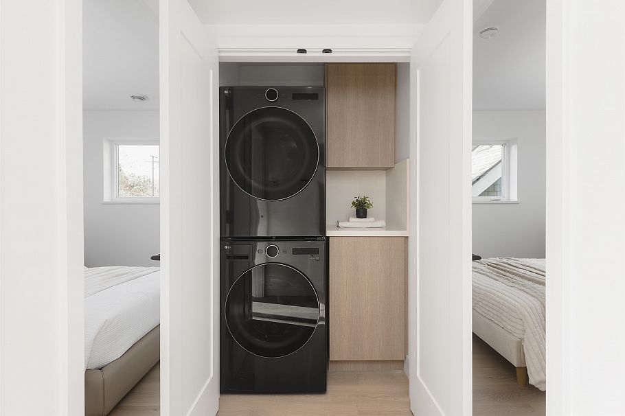 2 2130 E 2nd Avenue Vancouver, BC - 13