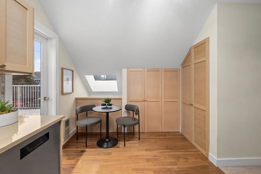 3274 W 1st Avenue Vancouver, BC - 13