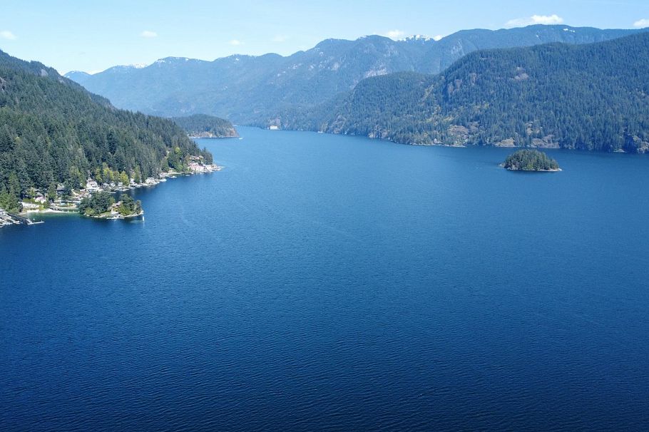 5125 Indian River Drive North Vancouver, BC - 5