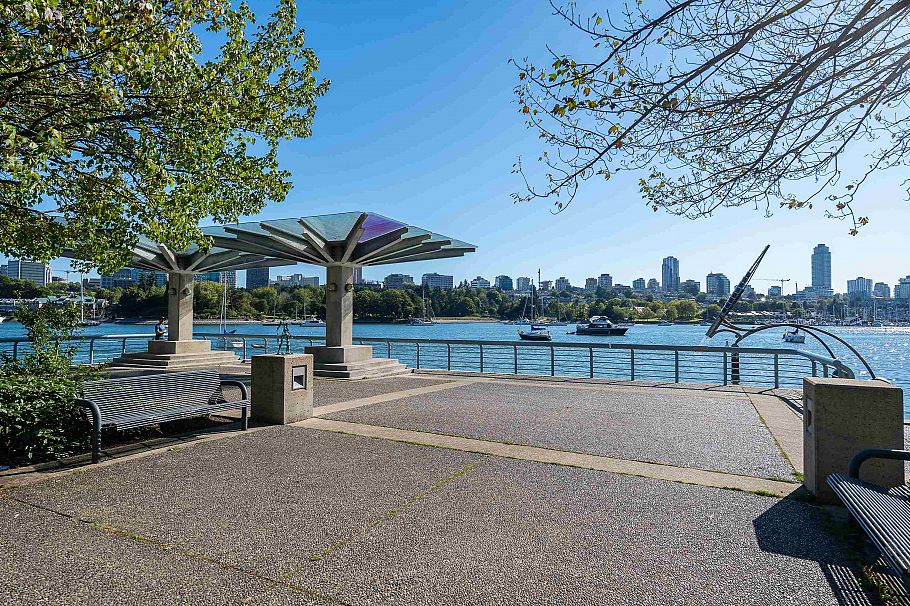 1202 1383 Marinaside Crescent Vancouver, BC - 35