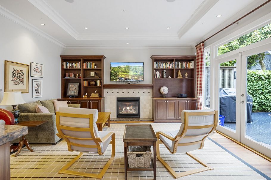 3111 W 42nd Avenue Vancouver, BC - 21