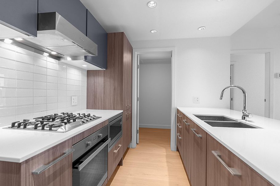 1107 2220 Kingsway Vancouver, BC - 8