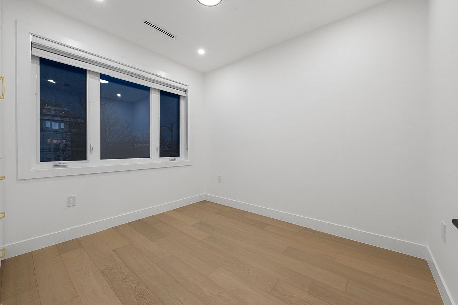 2 7361 Fraser Street Vancouver, BC - 19