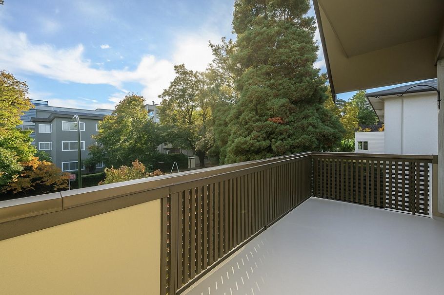 307 1963 W 3rd Avenue Vancouver, BC - 16