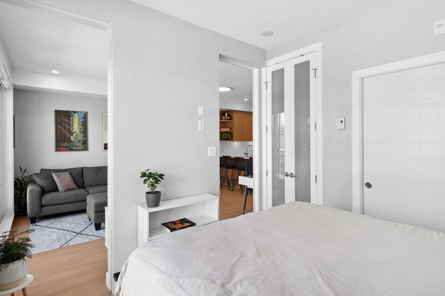 208 2528 Collingwood Street Vancouver, BC - 11