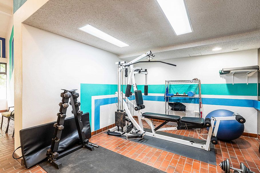 201 1995 Beach Avenue Vancouver, BC - 26