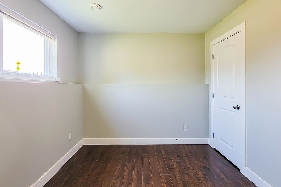 3096 E 26th Avenue Vancouver, BC - 31