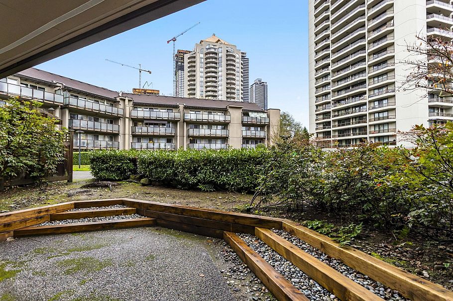 119 4363 Halifax Street Burnaby, BC - 16