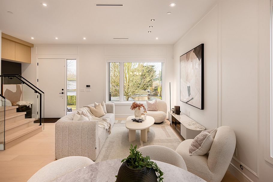 7382 Maple Street Vancouver, BC - 4