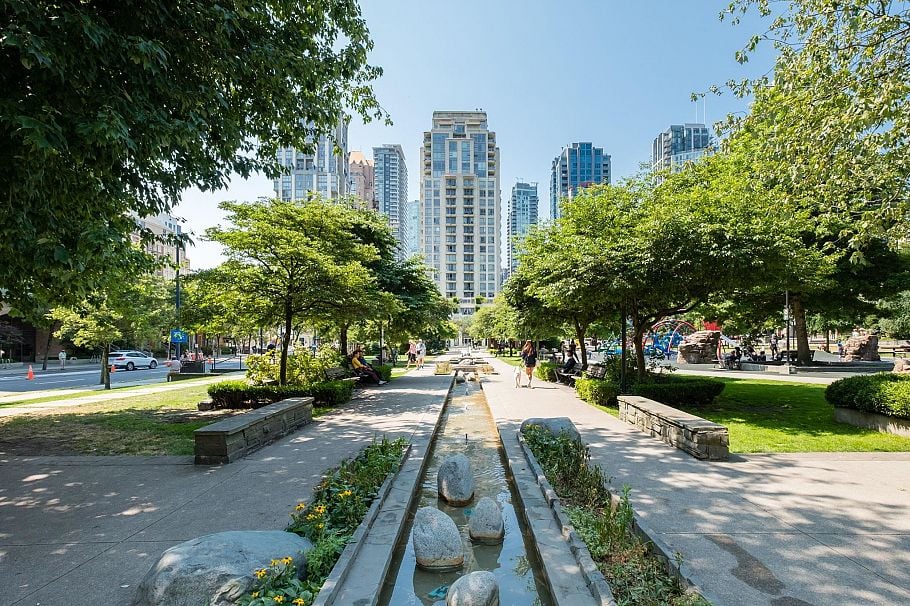 3306 1111 Richards Street Vancouver, BC - 30