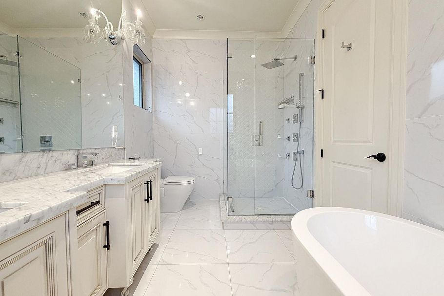 3393 W 30th Avenue Vancouver, BC - 15