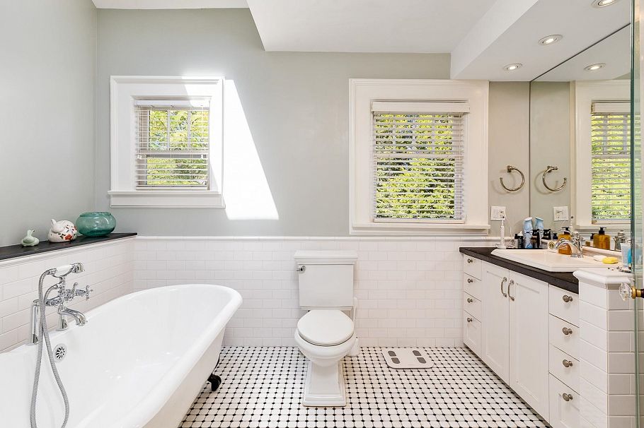 1649 W 29th Avenue Vancouver, BC - 25