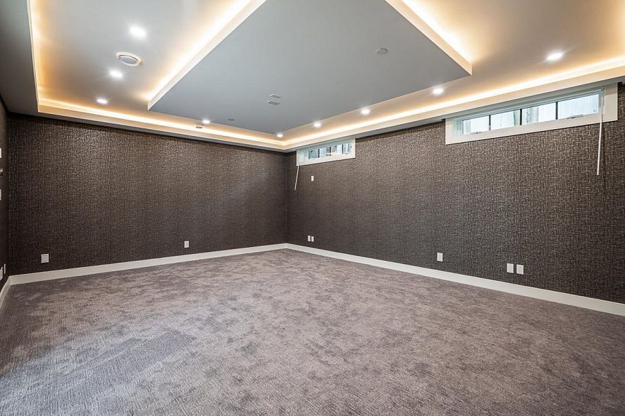 1203 W 38th Avenue Vancouver, BC - 30