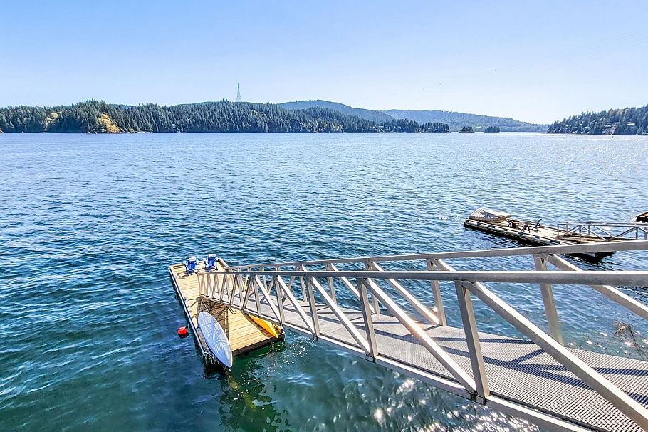 5125 Indian River Drive North Vancouver, BC - 39