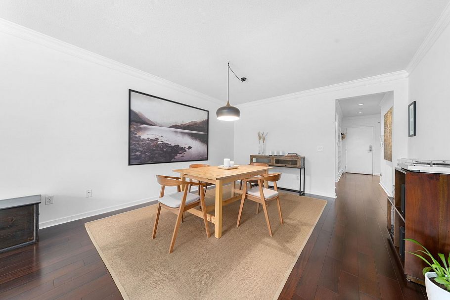 204 3151 Woodbine Drive North Vancouver, BC - 9