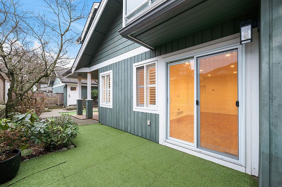 1645 St. Andrews Avenue North Vancouver, BC - 22