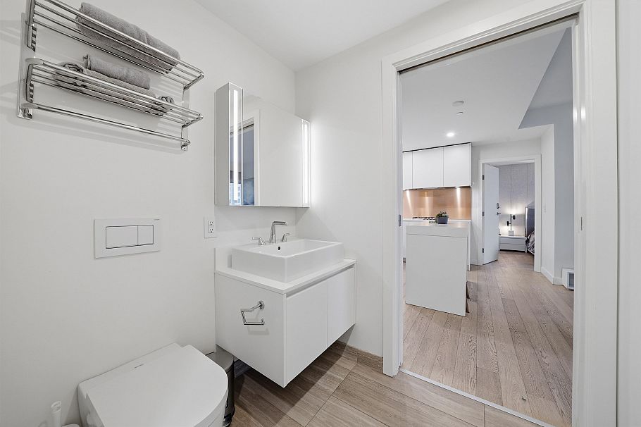 2506 1480 Howe Street Vancouver, BC - 23