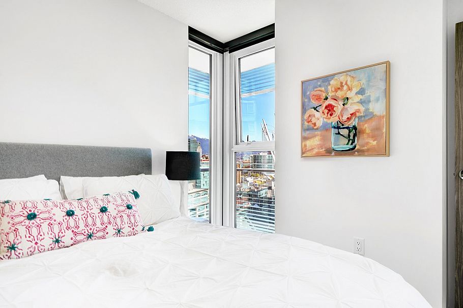 2006 89 Nelson Street Vancouver, BC - 11