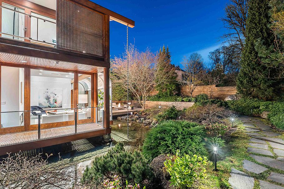 1299 W 57th Avenue Vancouver, BC - 4